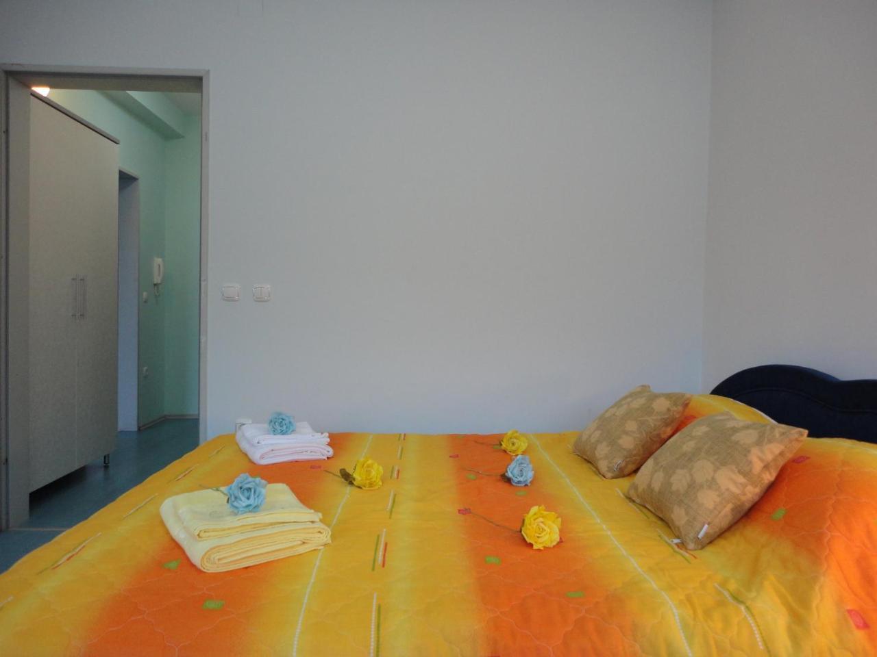 Accommodation J&T Ohrid Esterno foto