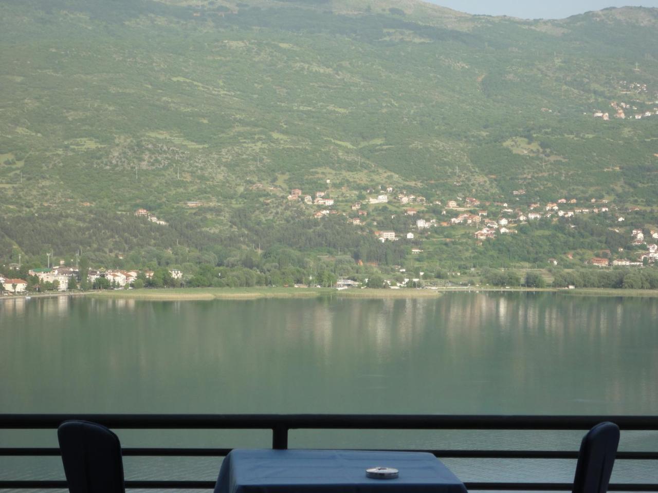 Accommodation J&T Ohrid Esterno foto