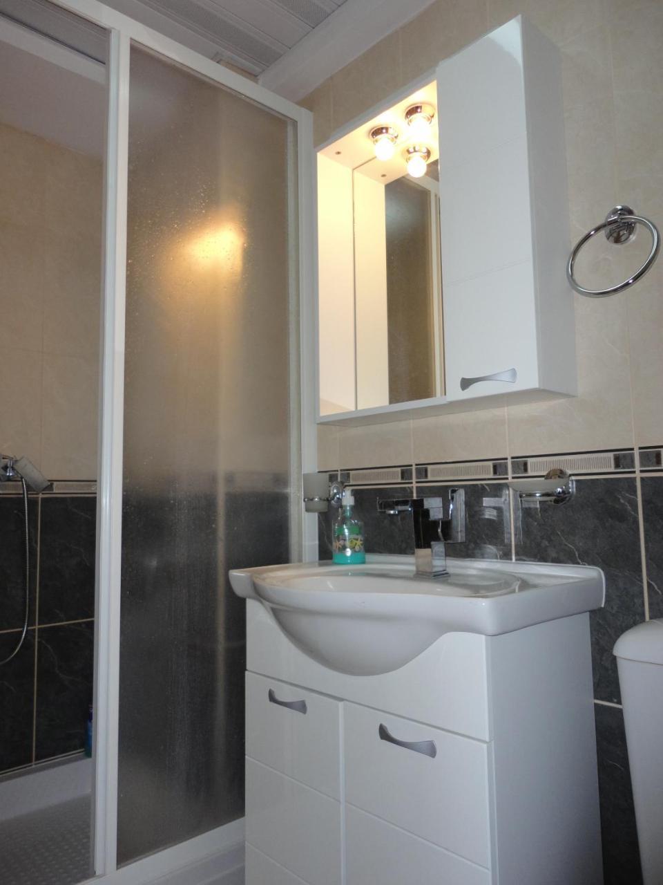 Accommodation J&T Ohrid Esterno foto